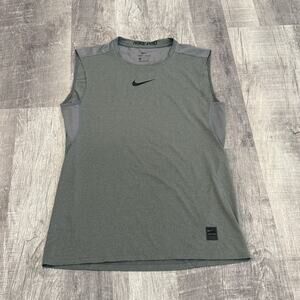 Nike Pro Lightweight Tank‎ Top Men's Size Small Excellent Condition